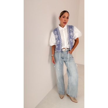 Chaleco Bordado Celeste